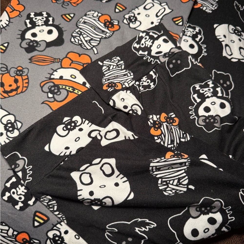 Hello Kitty Halloween PJs Bundle - Picture 2 of 6